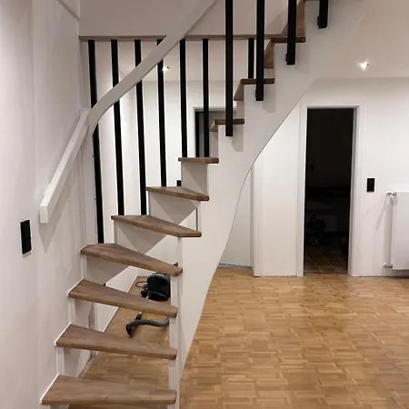 Am Biggesee بيت للعطل